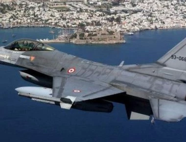 Εννέα παραβιάσεις από τα τουρκικά μαχητικά κατά μήκος του Αιγαίου